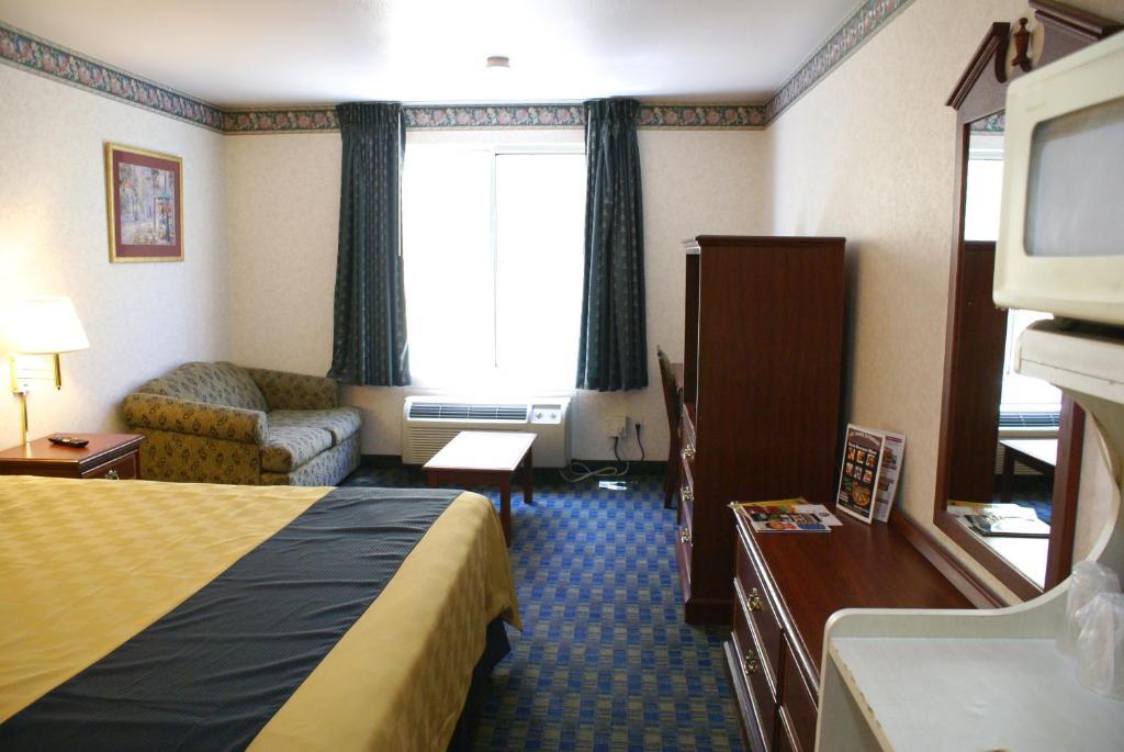 Silicon Way Inn サニーベール 部屋 写真